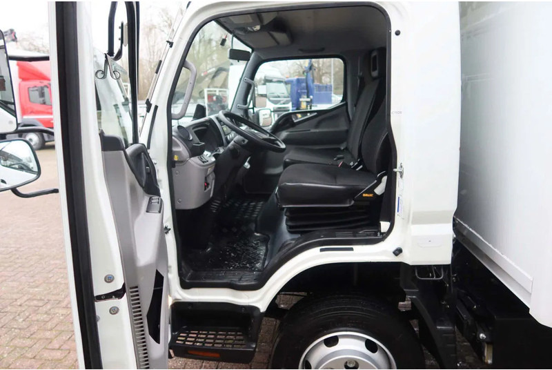 Mitsubishi Canter 7C18 Bakwagen + Laadklep - Bakwagen: afbeelding 5 Mitsubishi Canter 7C18 Bakwagen + Laadklep - Bakwagen: afbeelding 5