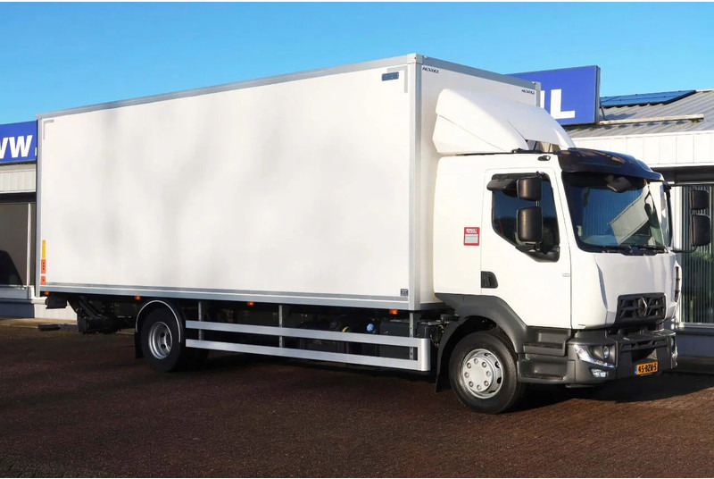 Renault D250 Bakwagen + Laadklep Deuren - Bakwagen: afbeelding 3 Renault D250 Bakwagen + Laadklep Deuren - Bakwagen: afbeelding 3