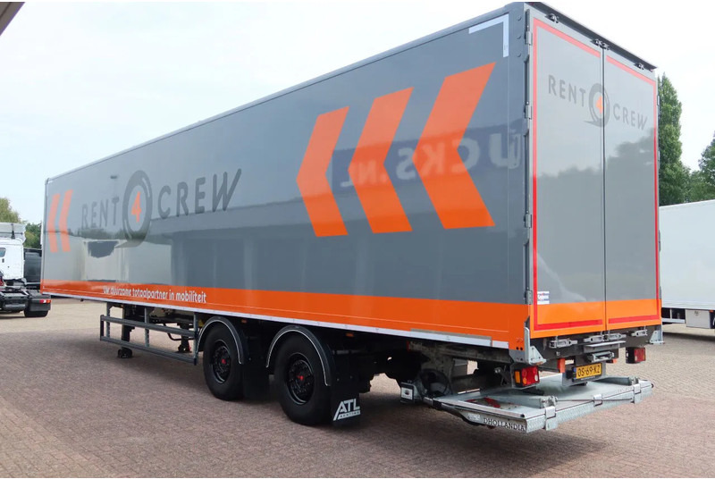 SYSTEM TRAILERS LPRS 18. 2 asser gesloten + stuuras en klep Dhollandia 2000 KG Daytona Grey - Gesloten oplegger: afbeelding 2 SYSTEM TRAILERS LPRS 18. 2 asser gesloten + stuuras en klep Dhollandia 2000 KG Daytona Grey - Gesloten oplegger: afbeelding 2