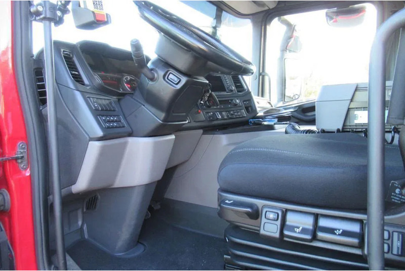 Haakarmsysteem vrachtwagen Scania P450 6x2 Euro 6: afbeelding 6
