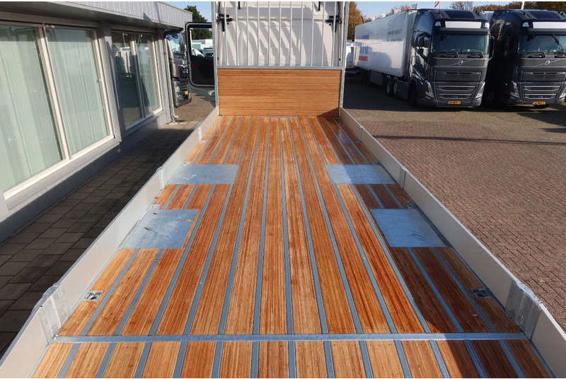 Scania R500 NGS Machine oprijwagen Stuur as. - Autovrachtwagen vrachtwagen: afbeelding 4 Scania R500 NGS Machine oprijwagen Stuur as. - Autovrachtwagen vrachtwagen: afbeelding 4