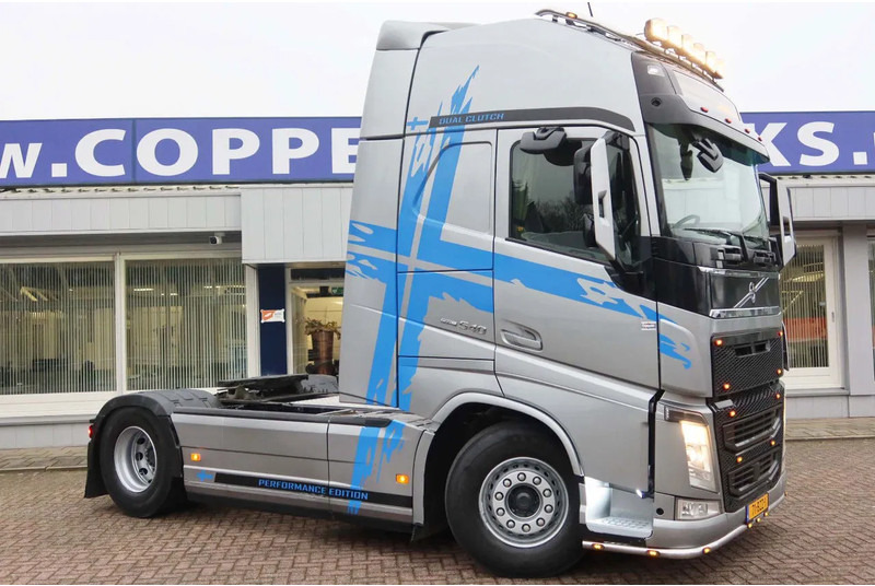Volvo FH 540 XL Full air, Dual clutch, dynamic steering. - Trekker: afbeelding 2 Volvo FH 540 XL Full air, Dual clutch, dynamic steering. - Trekker: afbeelding 2