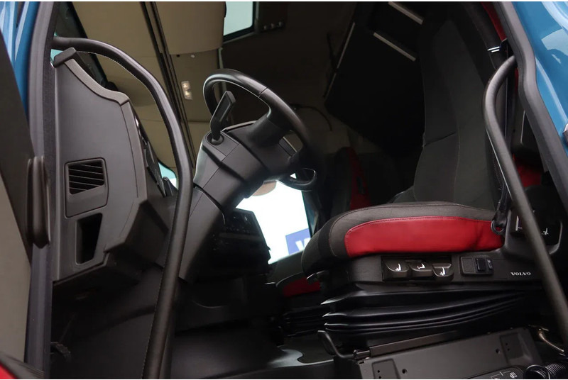 Volvo FH 460 Hooklift 8x2 Haakarm. 3x Steering axle - Kabelsysteem truck: afbeelding 5 Volvo FH 460 Hooklift 8x2 Haakarm. 3x Steering axle - Kabelsysteem truck: afbeelding 5