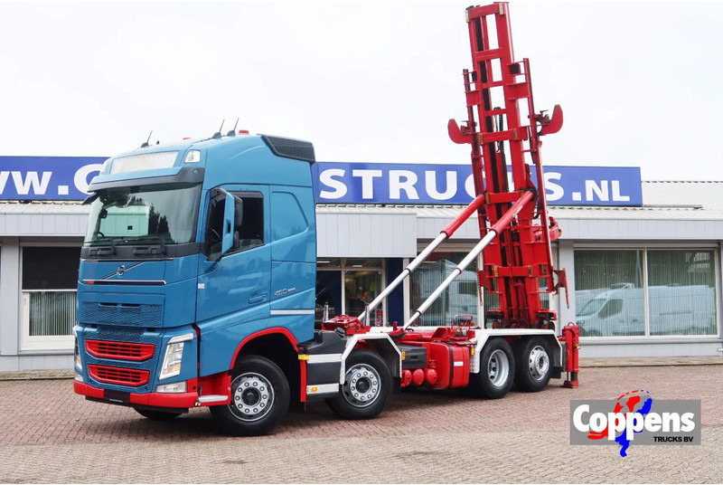 Volvo FH 460 Hooklift 8x2 Haakarm. 3x Steering axle - Kabelsysteem truck: afbeelding 1 Volvo FH 460 Hooklift 8x2 Haakarm. 3x Steering axle - Kabelsysteem truck: afbeelding 1