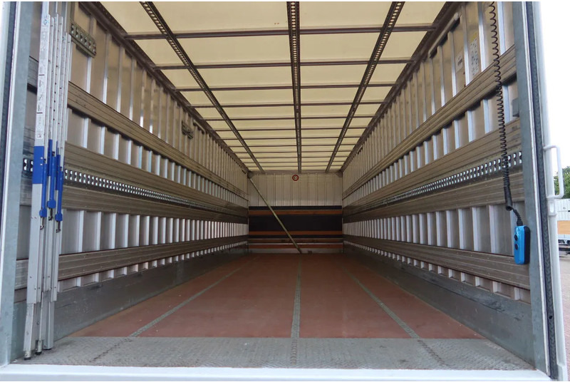 Volvo FL Bak + Dhollandia klep 2000 Kg - Bakwagen: afbeelding 4 Volvo FL Bak + Dhollandia klep 2000 Kg - Bakwagen: afbeelding 4