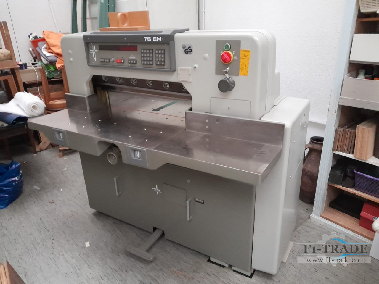 Polar 76 EM - Papiersnijmachine: afbeelding 1 Polar 76 EM - Papiersnijmachine: afbeelding 1