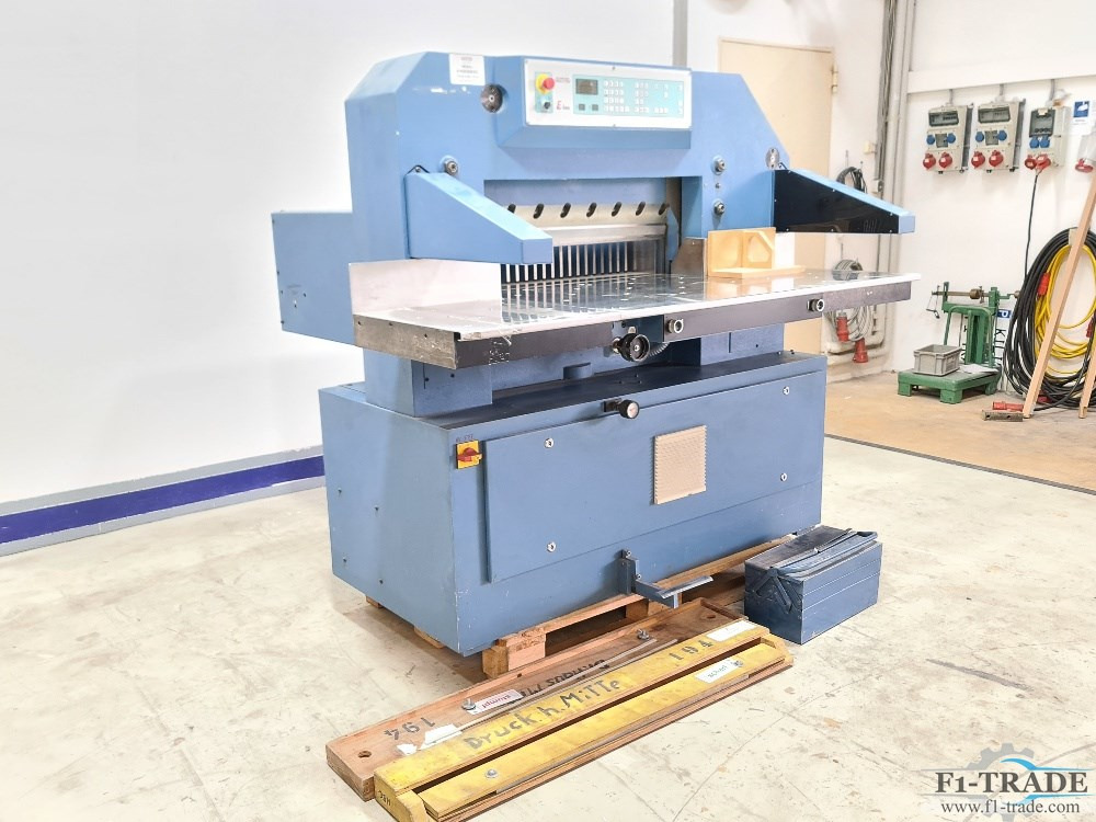 Schneider Senator SEN78 E-LINE - Papiersnijmachine: afbeelding 2 Schneider Senator SEN78 E-LINE - Papiersnijmachine: afbeelding 2