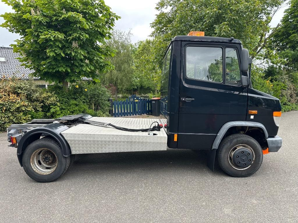 Mercedes Vario 614 814 618 818 BE trekker combi combinatie - BE trekker: afbeelding 2 Mercedes Vario 614 814 618 818 BE trekker combi combinatie - BE trekker: afbeelding 2