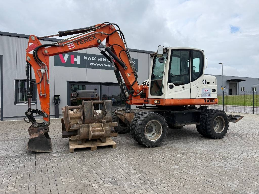 Terex TW 110 - Mobiele graafmachine: afbeelding 1 Terex TW 110 - Mobiele graafmachine: afbeelding 1