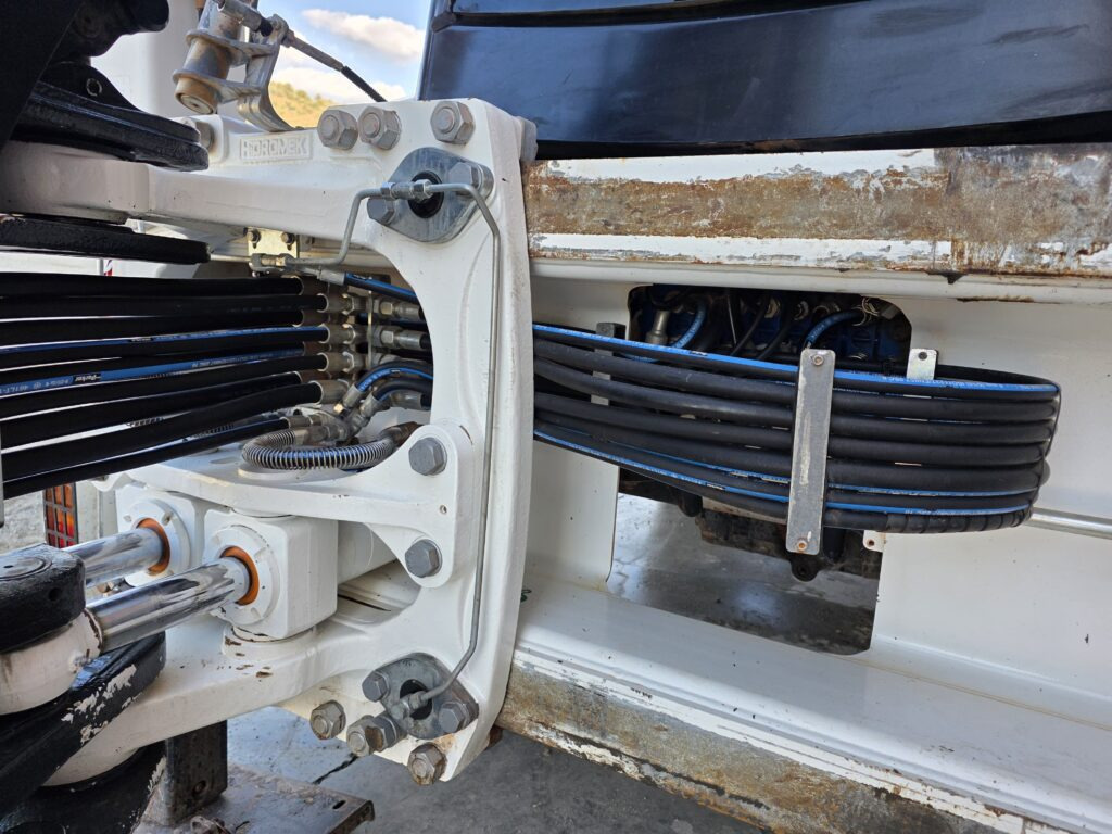 HIDROMEK HMK 102 B - Graaflaadmachine: afbeelding 4 HIDROMEK HMK 102 B - Graaflaadmachine: afbeelding 4