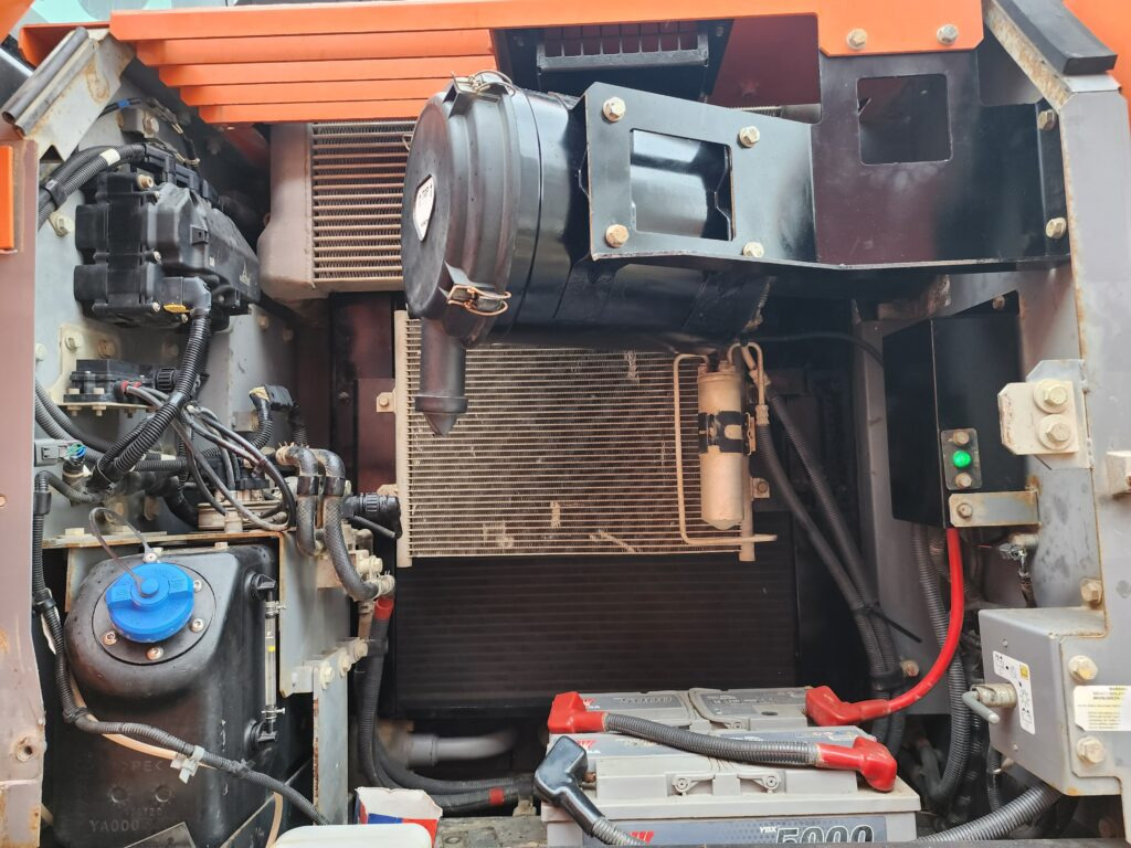 HITACHI ZX140W-6 - Mobiele graafmachine: afbeelding 5 HITACHI ZX140W-6 - Mobiele graafmachine: afbeelding 5
