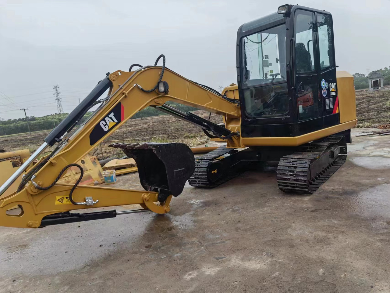 CATERPILLAR 305.5E - Minigraafmachine: afbeelding 1 CATERPILLAR 305.5E - Minigraafmachine: afbeelding 1