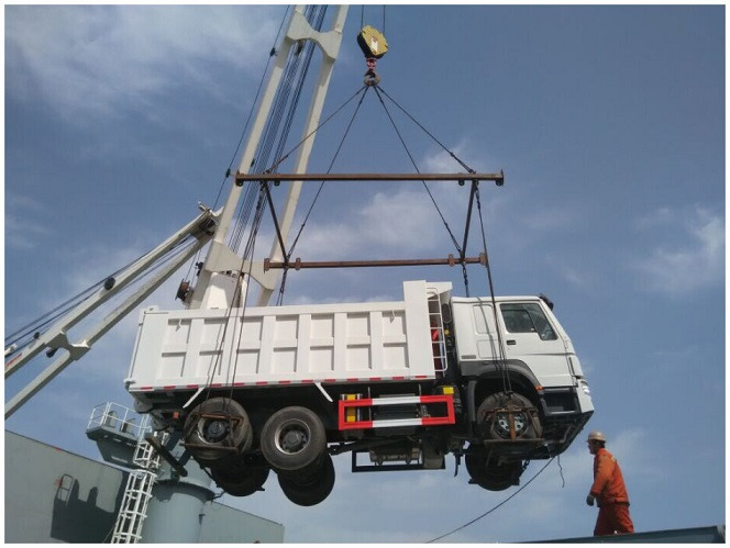 HOWO SINOTRUCK 8X4 DUMP TRUCK DUMPER LORRY 371 2020 - Kipper vrachtwagen: afbeelding 3 HOWO SINOTRUCK 8X4 DUMP TRUCK DUMPER LORRY 371 2020 - Kipper vrachtwagen: afbeelding 3
