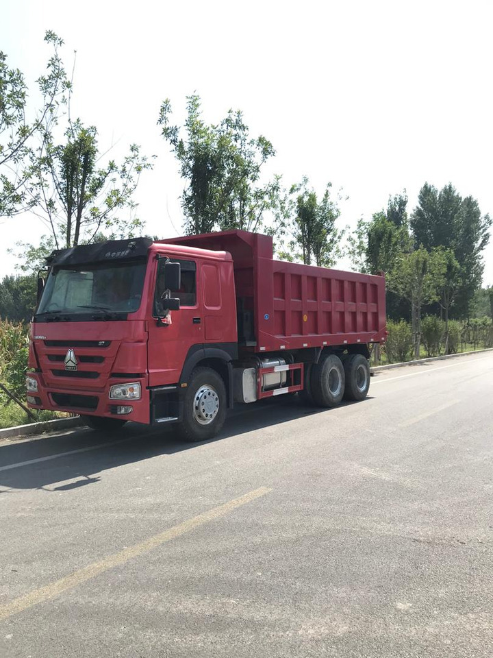 Howo Sinotruck - Kipper vrachtwagen: afbeelding 2 Howo Sinotruck - Kipper vrachtwagen: afbeelding 2