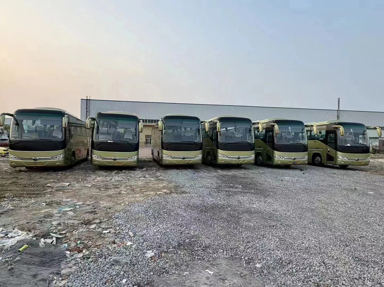 Used YUTONG Coach Bus 6119 - Touringcar: afbeelding 2 Used YUTONG Coach Bus 6119 - Touringcar: afbeelding 2