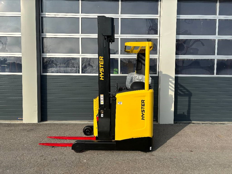 Hyster R 1.2 E Schubmaststapler, 1200kg - Reach truck: afbeelding 2 Hyster R 1.2 E Schubmaststapler, 1200kg - Reach truck: afbeelding 2