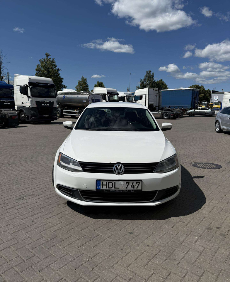 Volkswagen Jetta - Sedan: afbeelding 2 Volkswagen Jetta - Sedan: afbeelding 2