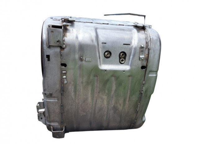 Katalysator SCR Euro 6 SCANIA Serie R - 2587685 2519407 2629445 2519406 2511867 2519405 - Katalysator voor Vrachtwagen: afbeelding 4 Katalysator SCR Euro 6 SCANIA Serie R - 2587685 2519407 2629445 2519406 2511867 2519405 - Katalysator voor Vrachtwagen: afbeelding 4