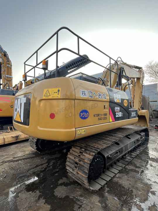 20Tons excavator Used CAT Excavator 325D 320D 320B 320BL 320C 320CL On sale - Rupsgraafmachine: afbeelding 2 20Tons excavator Used CAT Excavator 325D 320D 320B 320BL 320C 320CL On sale - Rupsgraafmachine: afbeelding 2