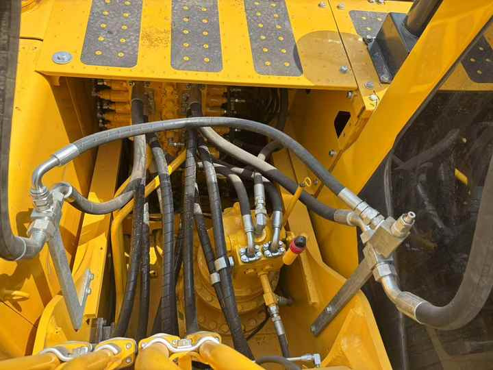 21t Japan Original Used Komatsu PC210 PC200 PC220 Crawler Excavator - Graafmachine: afbeelding 4 21t Japan Original Used Komatsu PC210 PC200 PC220 Crawler Excavator - Graafmachine: afbeelding 4