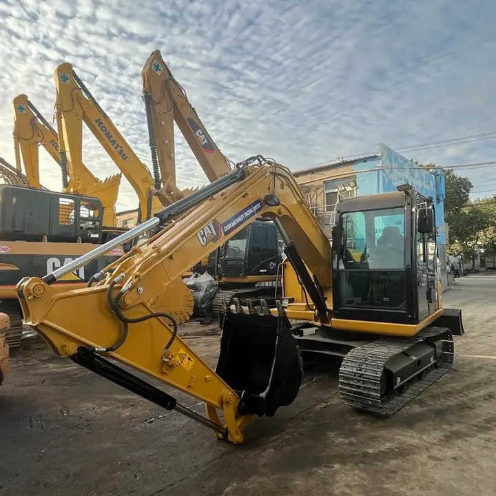 7 Ton Caterpillar Mini Excavator Cat 307c 307d With Rubber Tracks And Hydraulic Blade in Shanghai - Rupsgraafmachine: afbeelding 1 7 Ton Caterpillar Mini Excavator Cat 307c 307d With Rubber Tracks And Hydraulic Blade in Shanghai - Rupsgraafmachine: afbeelding 1