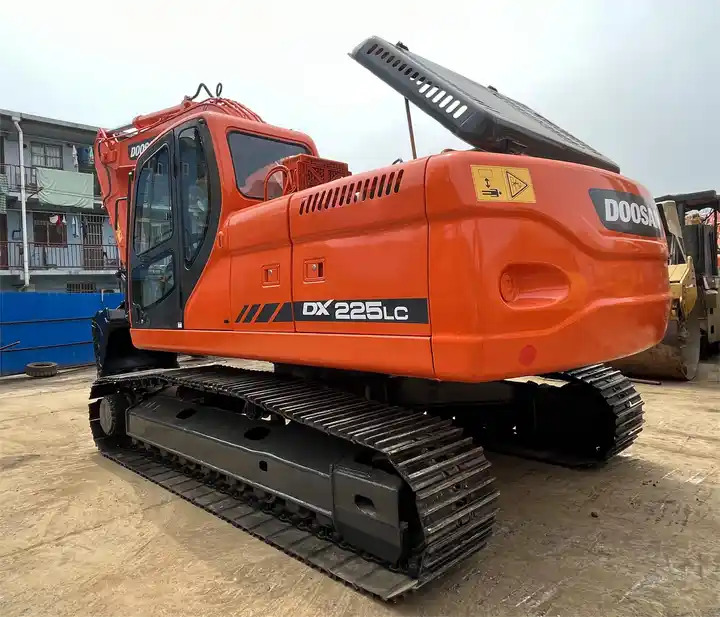 Cheap Used Korea Brand Doosan DX225LC 20 ton Excavator - Rupsgraafmachine: afbeelding 5 Cheap Used Korea Brand Doosan DX225LC 20 ton Excavator - Rupsgraafmachine: afbeelding 5