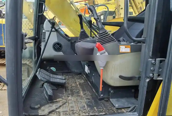 Good Condition Komatsu Used PC70-8 Hydraulic Crawler Excavator Suitable For Construction/ Agriculture Digging - Rupsgraafmachine: afbeelding 3 Good Condition Komatsu Used PC70-8 Hydraulic Crawler Excavator Suitable For Construction/ Agriculture Digging - Rupsgraafmachine: afbeelding 3