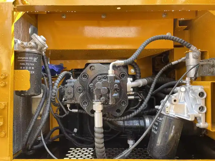 Good Price Used Sany Sy 215c Crawler Excavator in Good Condition Sany 215 Excavator - Graafmachine: afbeelding 4 Good Price Used Sany Sy 215c Crawler Excavator in Good Condition Sany 215 Excavator - Graafmachine: afbeelding 4