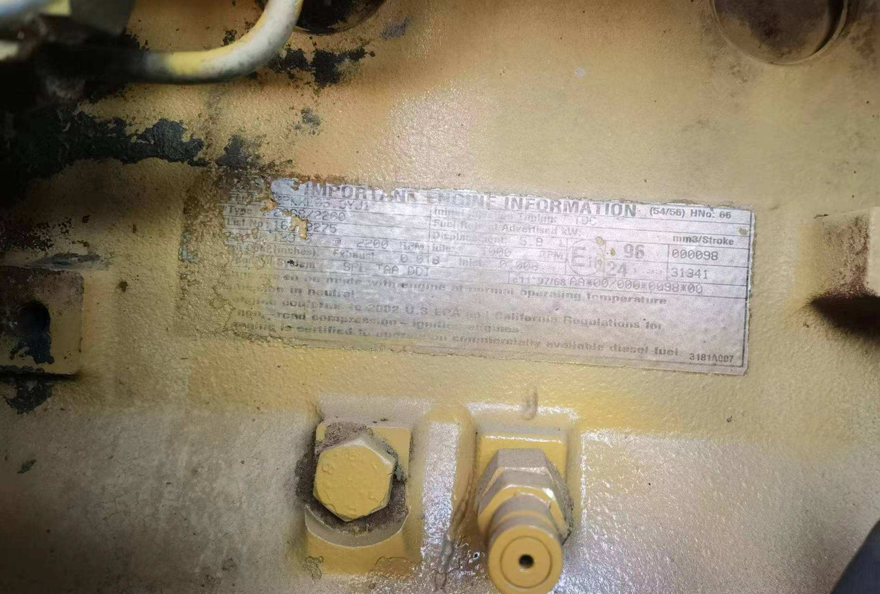 Good Quality Road Roller Caterpillar Cs683e Used Original Japan Road Roller Cat Cs683e Caterpillar Compactor Rollers - Asfaltwals: afbeelding 5 Good Quality Road Roller Caterpillar Cs683e Used Original Japan Road Roller Cat Cs683e Caterpillar Compactor Rollers - Asfaltwals: afbeelding 5