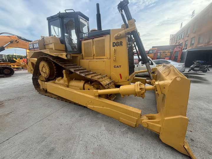 High Efficiency Used Caterpillar Bulldozer cat d8r Used Caterpillar d7g 6g d8r - Bulldozer: afbeelding 4 High Efficiency Used Caterpillar Bulldozer cat d8r Used Caterpillar d7g 6g d8r - Bulldozer: afbeelding 4