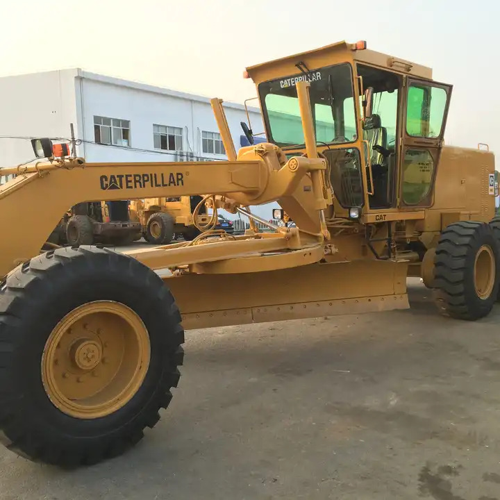 Hot sale Good quality CAT 140g Used motor grader original ca motor grader 140g in good condition cheap price - Grader: afbeelding 1 Hot sale Good quality CAT 140g Used motor grader original ca motor grader 140g in good condition cheap price - Grader: afbeelding 1