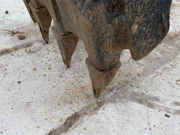 Hot sale Used Hitachi EX200-3 digger 20ton Excavator second hand excavator - Rupsgraafmachine: afbeelding 2 Hot sale Used Hitachi EX200-3 digger 20ton Excavator second hand excavator - Rupsgraafmachine: afbeelding 2