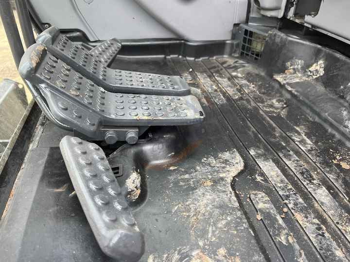 Hot sale Used Hitachi ZX75 ZX120 digger medium size Excavator second hand excavator - Rupsgraafmachine: afbeelding 5 Hot sale Used Hitachi ZX75 ZX120 digger medium size Excavator second hand excavator - Rupsgraafmachine: afbeelding 5