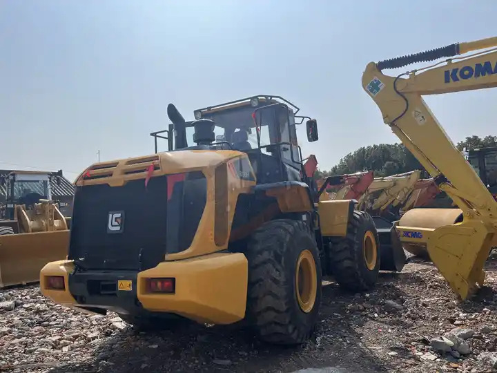 Original China LiuGong Wheel Loader new arrival 856H in Good Condition with free shipping - Wiellader: afbeelding 5 Original China LiuGong Wheel Loader new arrival 856H in Good Condition with free shipping - Wiellader: afbeelding 5