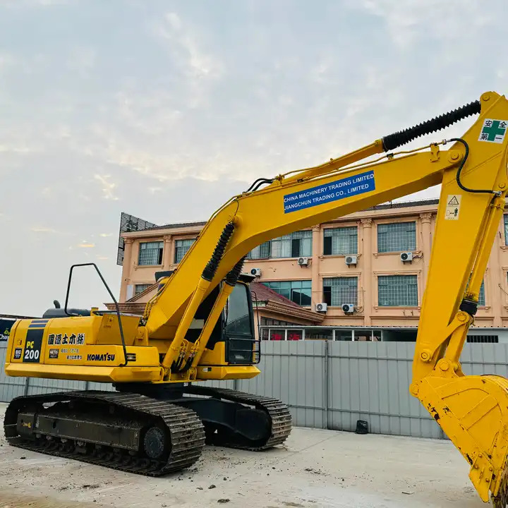 Original Japan Used Crawler Excavator Komatsu Pc200lc-7 Pc220lc-7 A/c Cabin In Shanghai - Rupsgraafmachine: afbeelding 1 Original Japan Used Crawler Excavator Komatsu Pc200lc-7 Pc220lc-7 A/c Cabin In Shanghai - Rupsgraafmachine: afbeelding 1