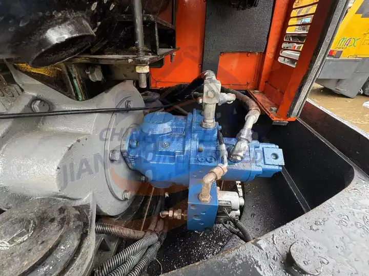 Original South Korea Doosan DH55 Excavator Doosan Excavator In Low Price Used Doosan Excavator For Hot Sale - Graafmachine: afbeelding 5 Original South Korea Doosan DH55 Excavator Doosan Excavator In Low Price Used Doosan Excavator For Hot Sale - Graafmachine: afbeelding 5