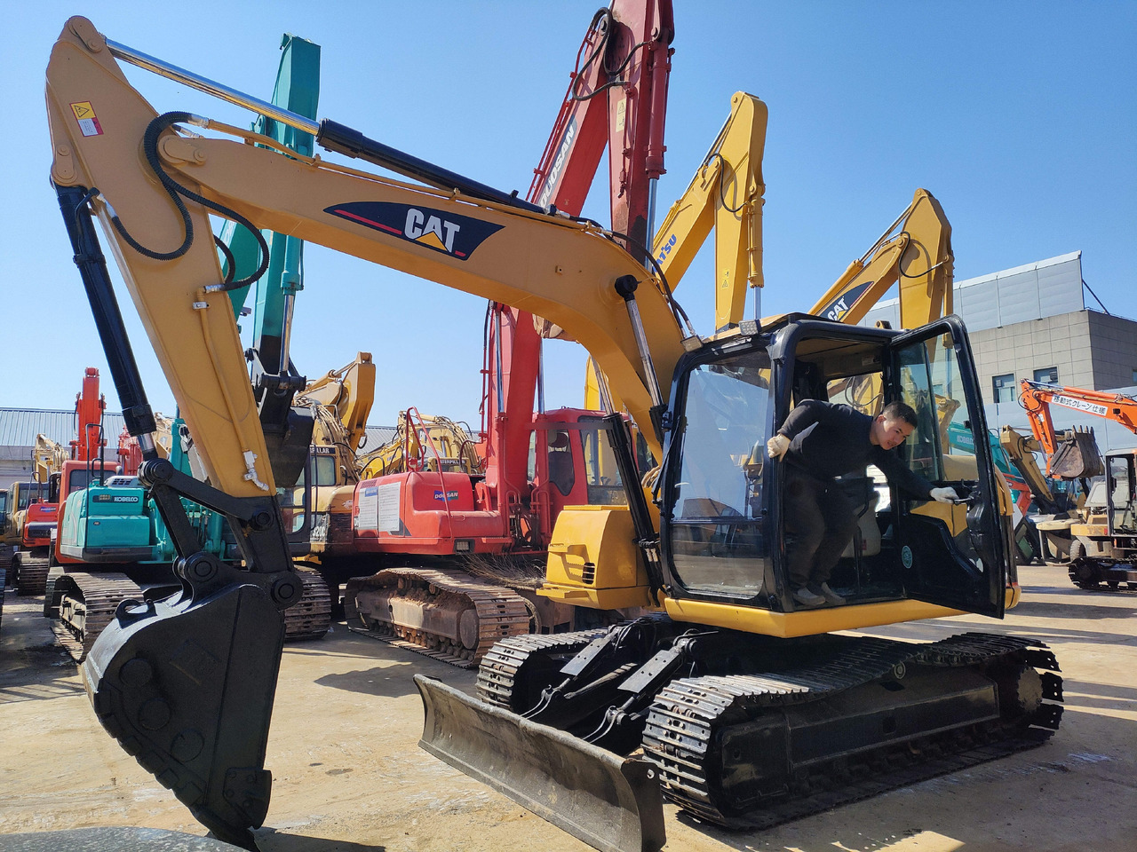 Original Well-Maintained CAT 312C Used Excavator for Sale - Rupsgraafmachine: afbeelding 4 Original Well-Maintained CAT 312C Used Excavator for Sale - Rupsgraafmachine: afbeelding 4