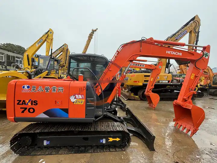 Second Hand Hitachi Zx70 Crawler Excavator Used 7 Ton Excavator Machine With Good Condition For Sale - Rupsgraafmachine: afbeelding 2 Second Hand Hitachi Zx70 Crawler Excavator Used 7 Ton Excavator Machine With Good Condition For Sale - Rupsgraafmachine: afbeelding 2