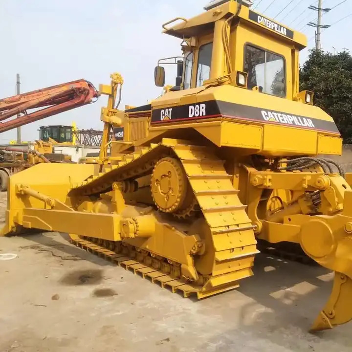 Used Caterpillar bulldozer CAT D8R on sale - Bulldozer: afbeelding 1 Used Caterpillar bulldozer CAT D8R on sale - Bulldozer: afbeelding 1