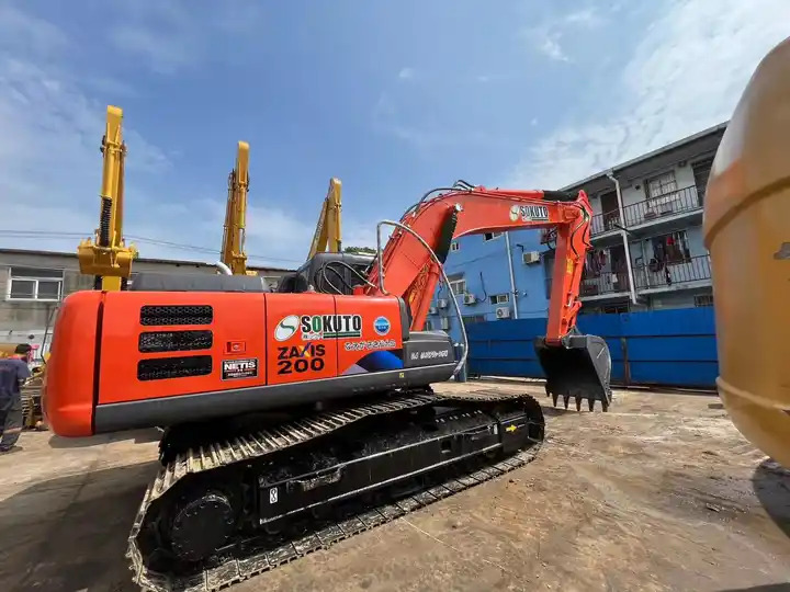 Rupsgraafmachine Used Hitachi ZX200 crawler Excavator, Japan Made used Hitachi ZX200  large Excavator on sale: afbeelding 6