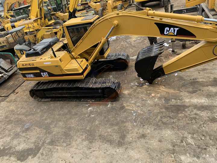 New price for Used 320BL Hydraulic Crawler Excavator in good condition Suitable For Construction/ Agriculture Digging - Rupsgraafmachine: afbeelding 5 New price for Used 320BL Hydraulic Crawler Excavator in good condition Suitable For Construction/ Agriculture Digging - Rupsgraafmachine: afbeelding 5