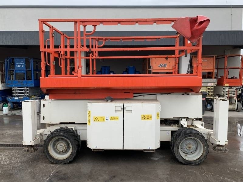 Genie GS-2669 - 10 m, 4x4, diesel - Schaarlift: afbeelding 5 Genie GS-2669 - 10 m, 4x4, diesel - Schaarlift: afbeelding 5