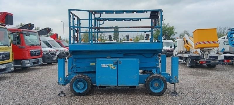 Genie GS-2669 - 10 m, 4x4, diesel - Schaarlift: afbeelding 5 Genie GS-2669 - 10 m, 4x4, diesel - Schaarlift: afbeelding 5