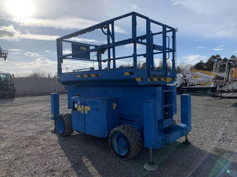 Genie GS4069 DC - 14,02 m, electric - Schaarlift: afbeelding 1 Genie GS4069 DC - 14,02 m, electric - Schaarlift: afbeelding 1