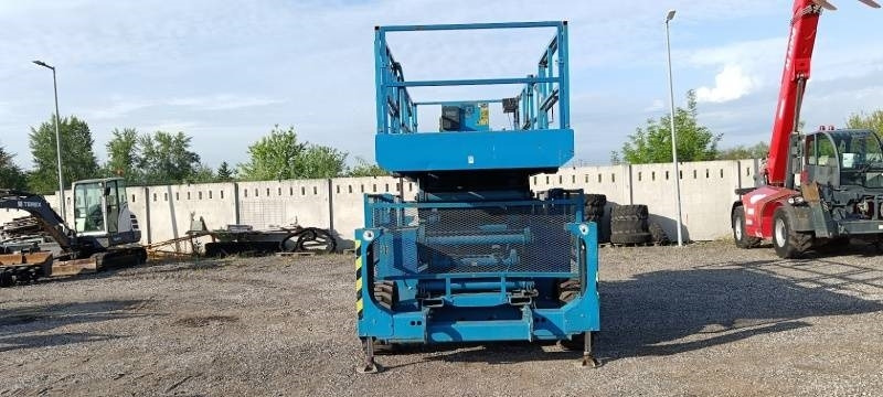 Genie GS5390 - 18m - 4x4 - Diesel - Schaarlift: afbeelding 3 Genie GS5390 - 18m - 4x4 - Diesel - Schaarlift: afbeelding 3
