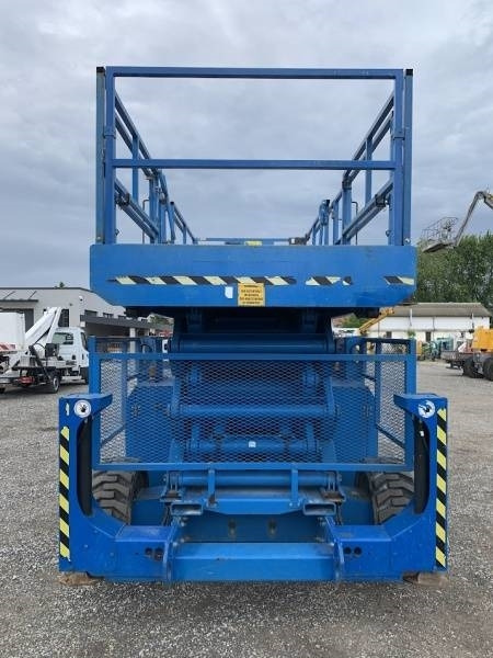 Genie GS5390 - 18m - 4x4 - Diesel - Schaarlift: afbeelding 3 Genie GS5390 - 18m - 4x4 - Diesel - Schaarlift: afbeelding 3