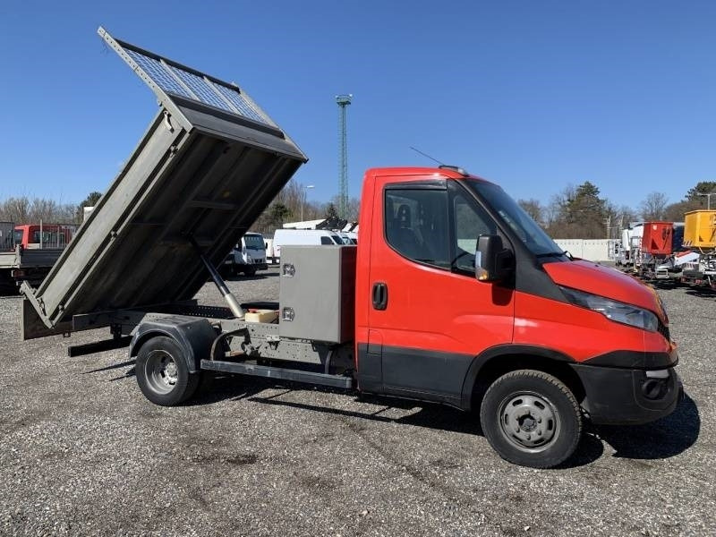 Iveco 35C13 - Tipper - Kipper vrachtwagen: afbeelding 1 Iveco 35C13 - Tipper - Kipper vrachtwagen: afbeelding 1
