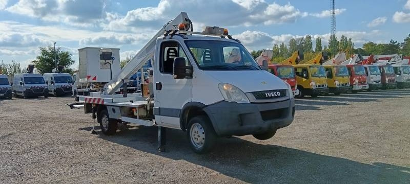 Iveco Daily Multitel 160 ALU DS - 16m - Vrachtwagen hoogwerker: afbeelding 1 Iveco Daily Multitel 160 ALU DS - 16m - Vrachtwagen hoogwerker: afbeelding 1