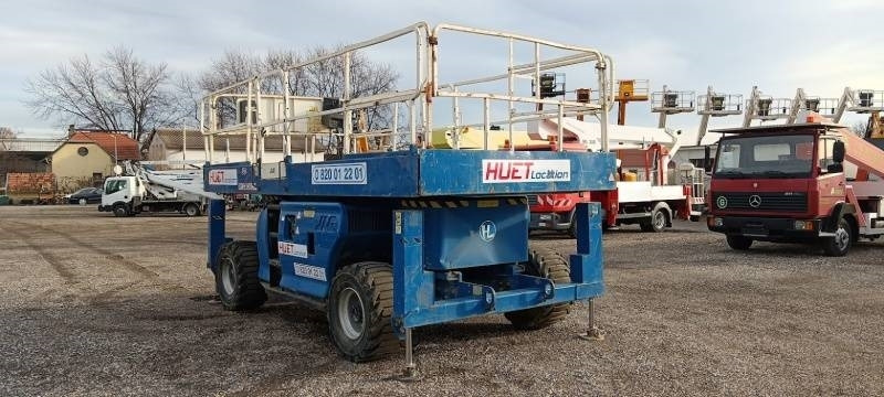 JLG 3394RT - 12m, 4x4, diesel - Schaarlift: afbeelding 1 JLG 3394RT - 12m, 4x4, diesel - Schaarlift: afbeelding 1