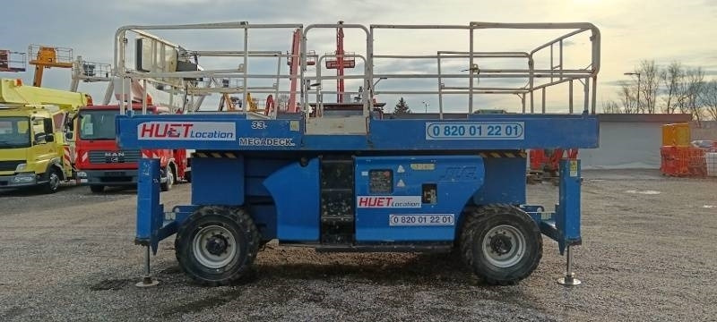 JLG 3394RT - 12m, 4x4, diesel - Schaarlift: afbeelding 4 JLG 3394RT - 12m, 4x4, diesel - Schaarlift: afbeelding 4